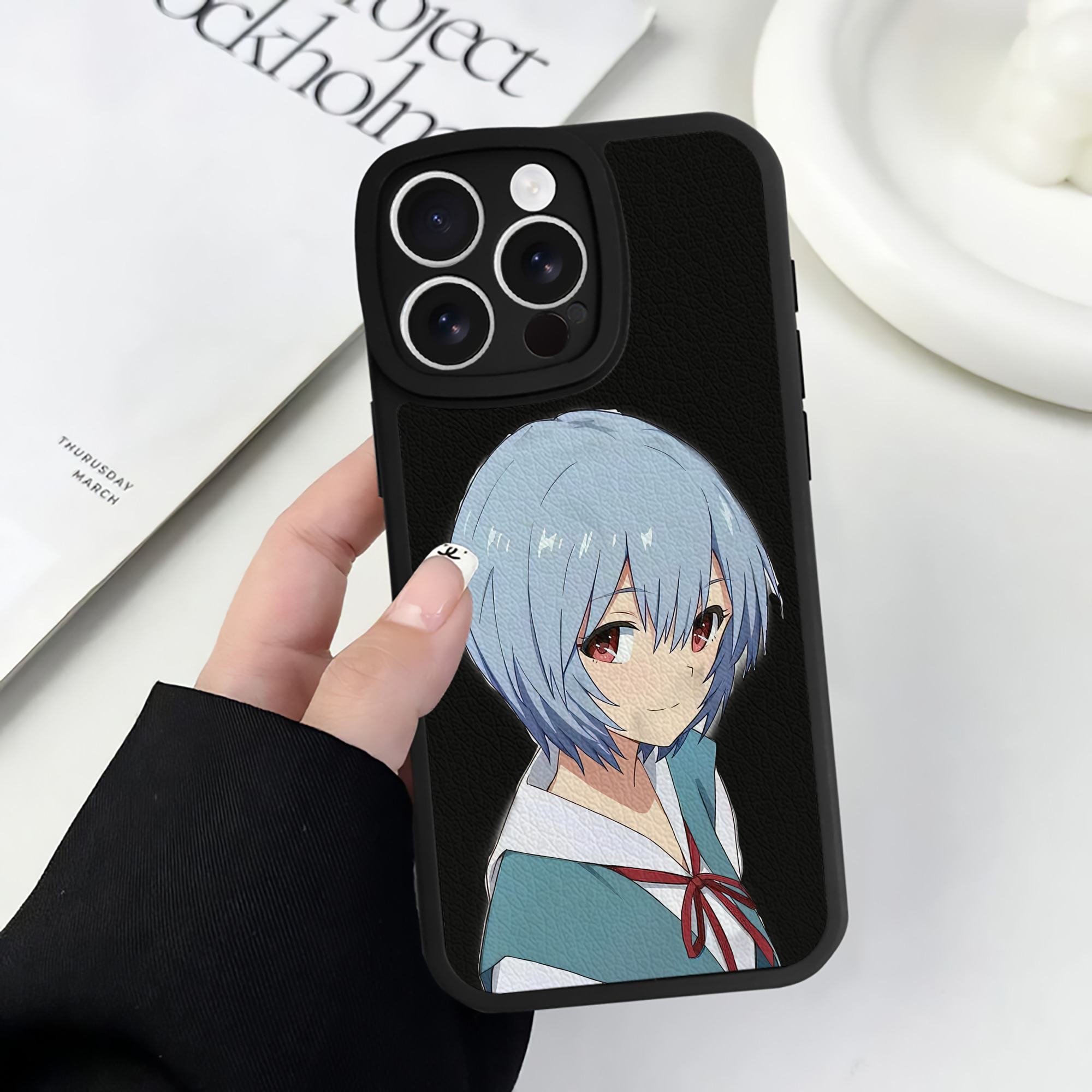 （画像用） EVA 新世紀エヴァンゲリオン 【iPhone 16シリーズ対応】シリコンスマホケース（レザー調） 材質：シリコン